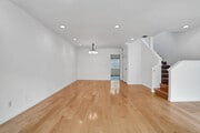 Photo - 14101 Dickens St