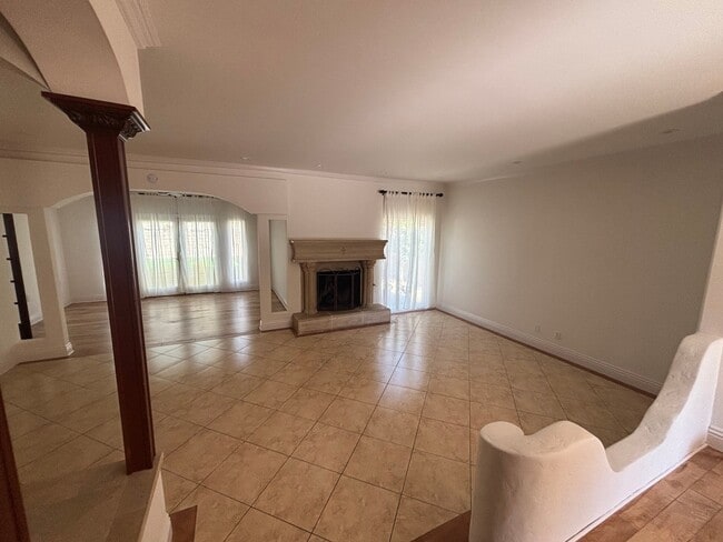Photo - 4074 Old Topanga Canyon Rd