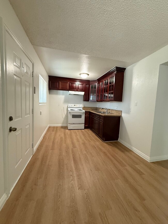 Photo - 2764 Conejo Dr Unit D