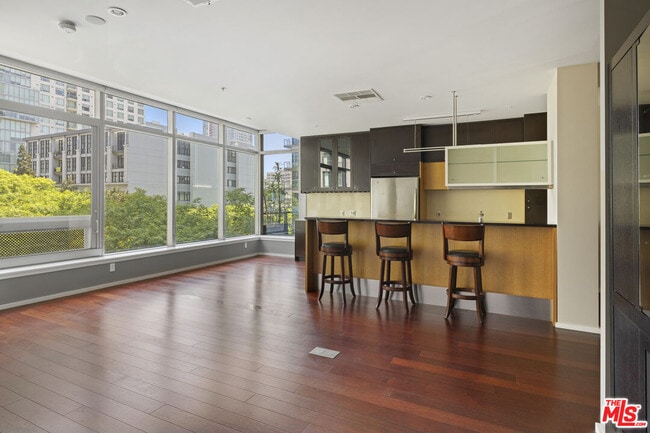 Photo - 1155 S Grand Ave Condo Unit 525
