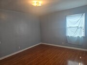 Photo - Singe House in garden Grove for Lease