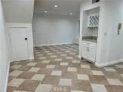Photo - 327 W Stocker St Townhome