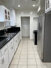 Kitchen - 421 S Bedford Dr Apartments Unit 421