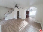 Photo - 4838 Elmwood Ave Unit 5