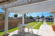 Photo - 1625 W Pine St House