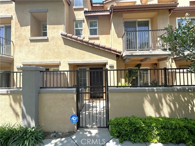 Building Photo - 17871 Shady View Dr Unit 603
