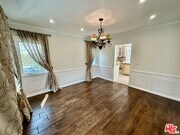 Photo - 128 S Swall Dr