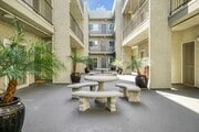 Photo - Highland Villa Apartments