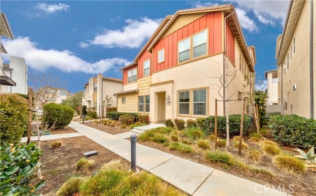 Photo - 191 Frame Townhome