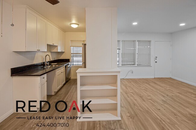 Photo - 7528 Norton Ave Unit 4