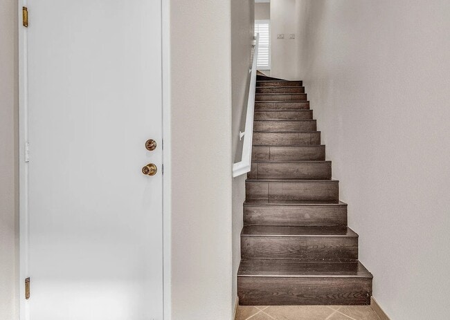 Photo - 443 Almond Rd