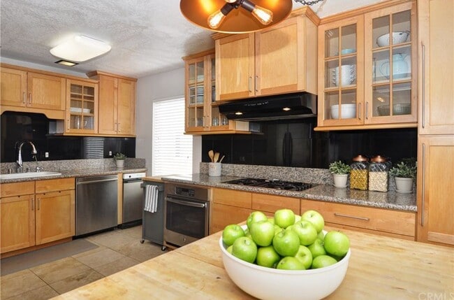 Photo - 1270 Cabrillo Park Dr Unit D