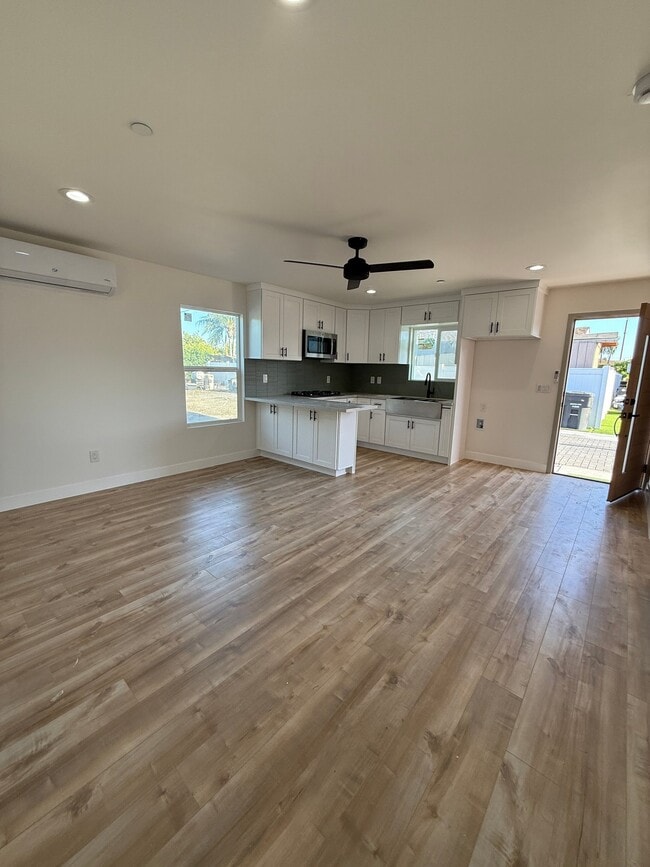 Photo - 4931 E San Rafael St