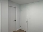 Photo - Toluca West - 1 bed 1 bath! Apartment Unit 4
