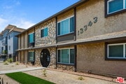 Photo - 13343 Victory Blvd Condo Unit 2
