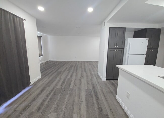 Photo - 2255 Cahuilla St Unit 133