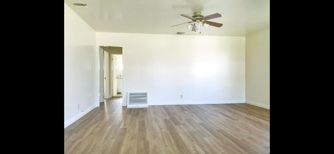 Photo - 9966 Glencrest Cir