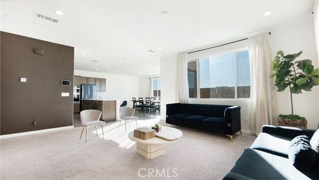 Photo - 4774 Albatross Ave