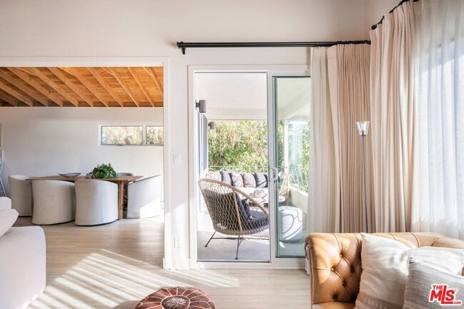 Photo - 21555 Pacific Coast Hwy