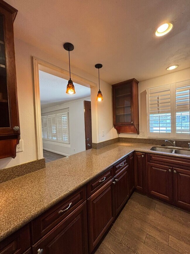 Photo - 4122 Aragon Dr
