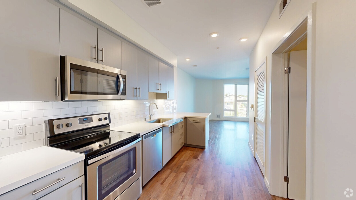 3D Tour - EastView