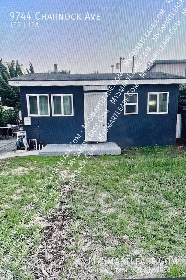 Building Photo - 9744 Charnock Ave