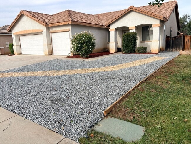 Building Photo - SINGLE STORY HOME LEASE AVAILABLE IN MENIFEE!!!