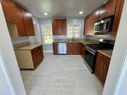 Kitchen - 5516 Pepperwood Ave