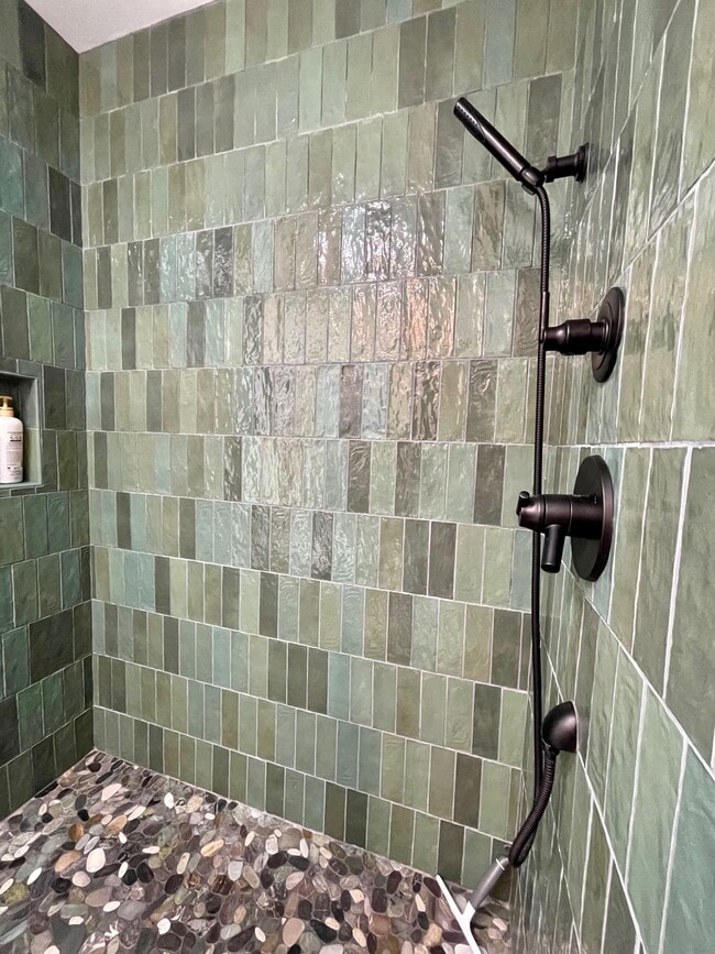 Photo - 258 Mountain View Dr