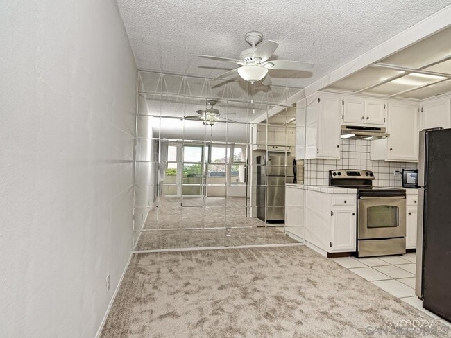 Photo - 2510 Torrey Pines Rd Unit 312