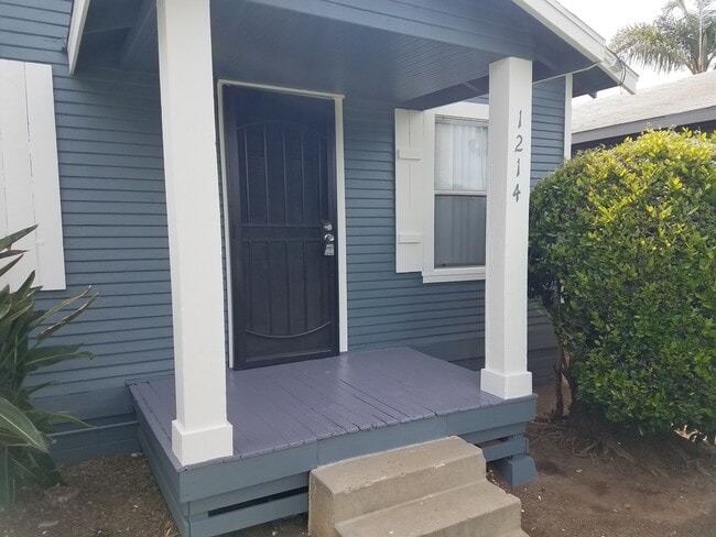 Photo - Walk to Beach, W/D, Shared Yard, Parking, No Pets