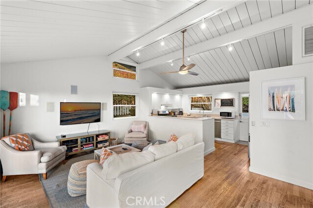 Photo - 595 Bluebird Canyon Dr