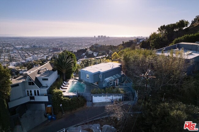 Photo - 8464 Cole Crest Dr House