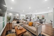 Clubhouse Lounge, Coffee Bar & Dining Area - Turtle Creek Apartments