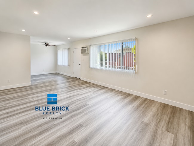 Photo - 8145 Langdon Ave Unit 216