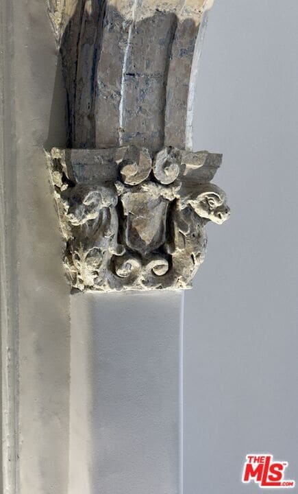 Building Photo - 1302 N Sweetzer Ave Unit 304