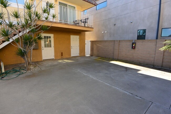 Photo - 1315 Palm Ave Unit A