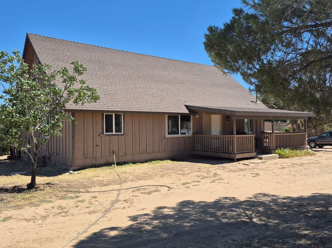 Photo - 6906 Phelan Rd