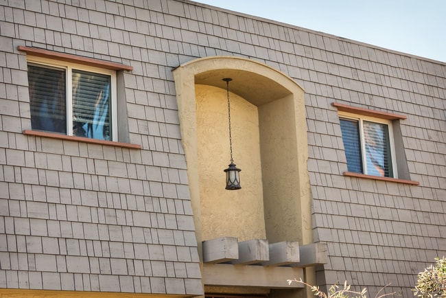 5025 Niagara Ave, San Diego-Exterior Front of Building - Elan Beachwalk