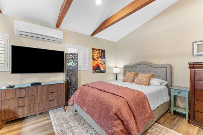 Photo - 7227 Fallbrook Ave