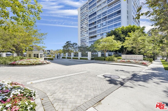Photo - 2220 Ave of the Stars Condo Unit 2704