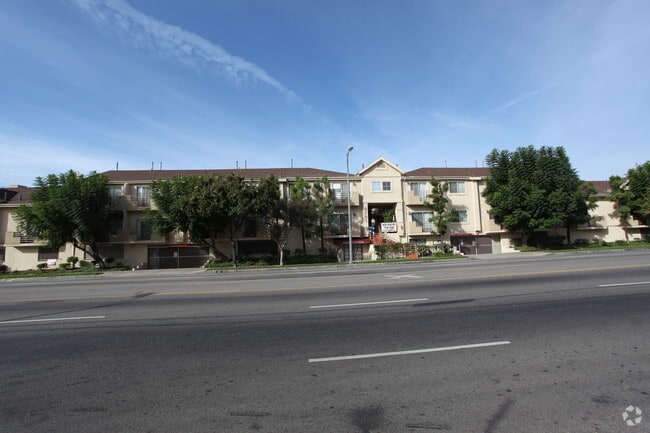 Photo - Nova Townhomes