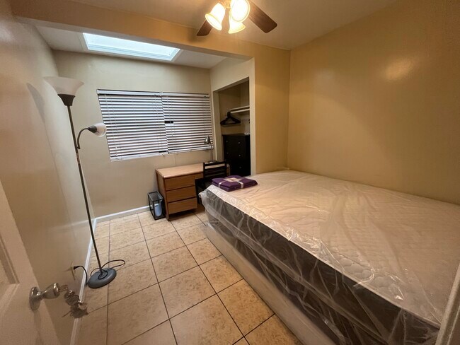 Photo - 5811 Lindo Paseo Unit 1