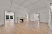 Photo - 11944 Hesby St