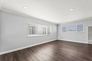 Photo - 1015 Ashland Ave Apartment