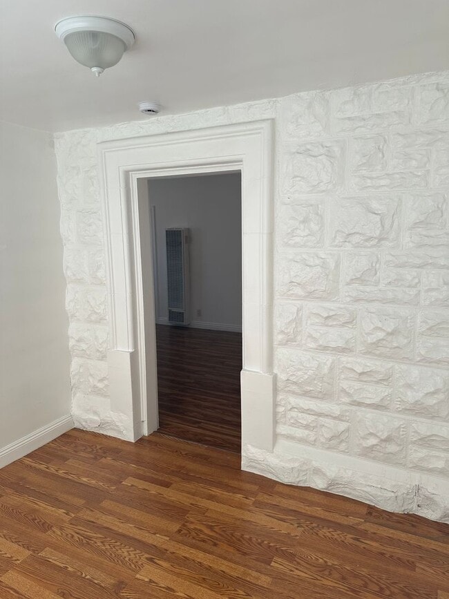 Photo - 11406-11408 BERENDO AVENUE Unit 11408