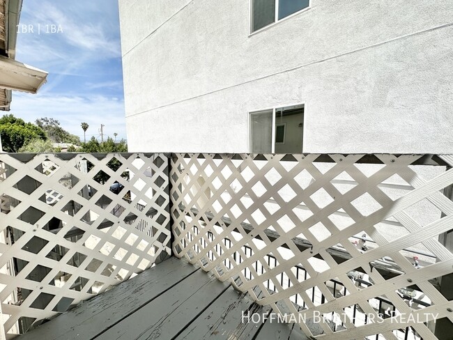 Photo - 11510 Cumpston St Unit 7