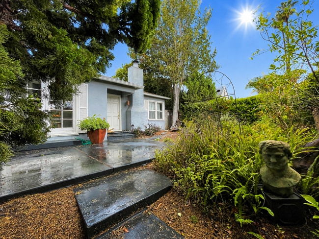 Charming Midtown Ventura Home - Charming Midtown Ventura Home