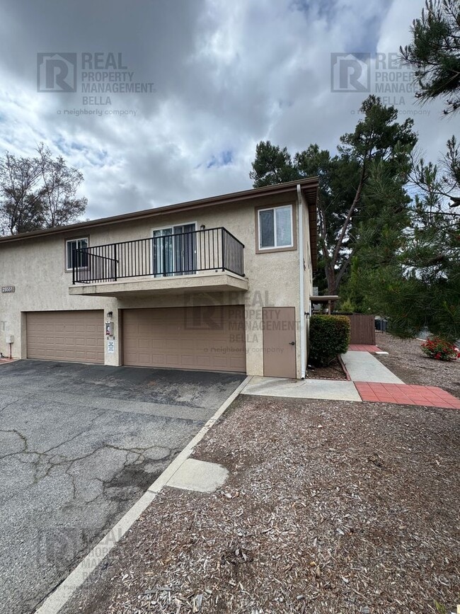 Charming 2-Bed, 2-Bath Condo in the Heart ... - Charming 2-Bed, 2-Bath Condo in the Heart ...