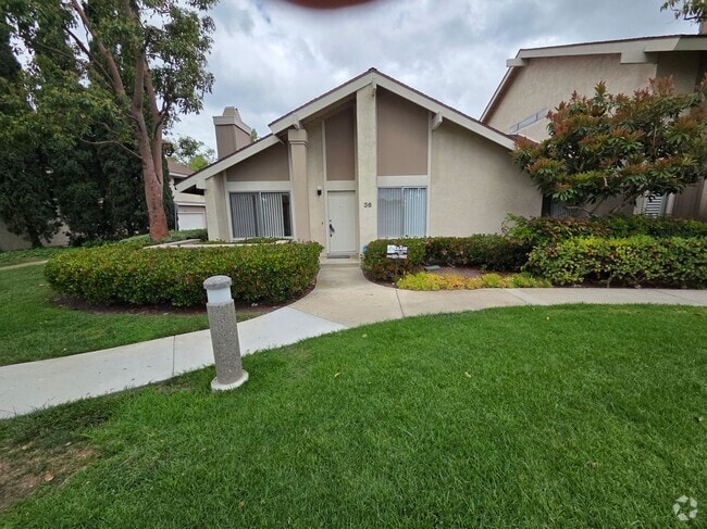 Building Photo - 36 Snapdragon Rental